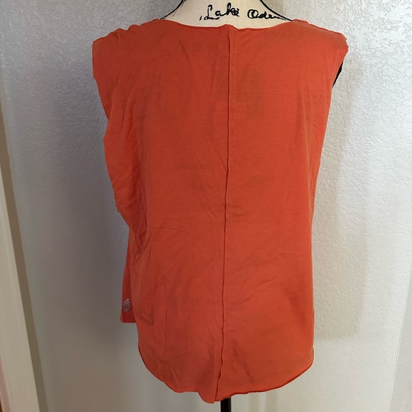 NWT Free People Movement Turnaround Tank - Picture 2 of 4